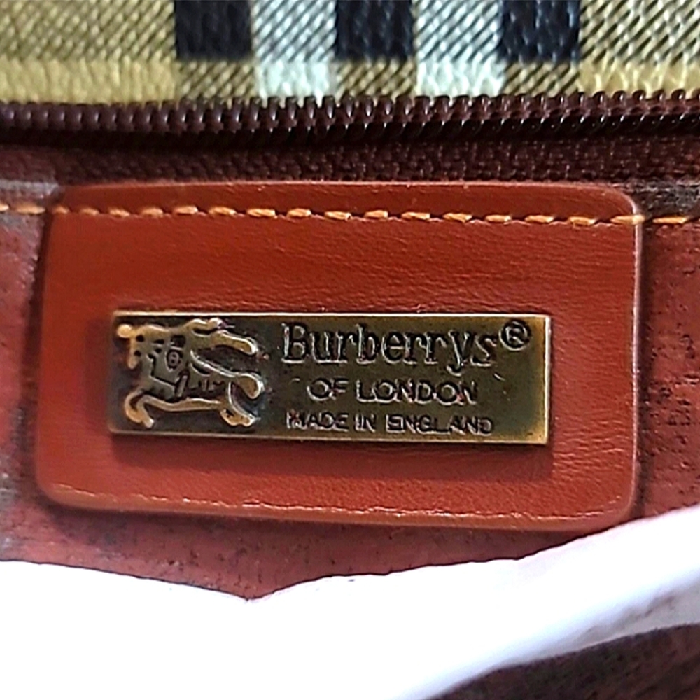 BURBERRY VINTAGE NOVACHECK CLUTCH OR TAB  HOLDER POUCH EUC - Picture 5 of 13